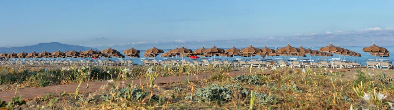 Giglio Di Mare Resort Capaccio Exterior photo